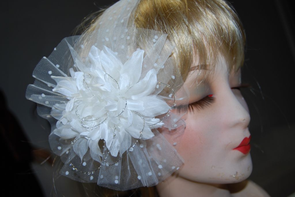 Fascinator mit Stoff vom Brautkleid
